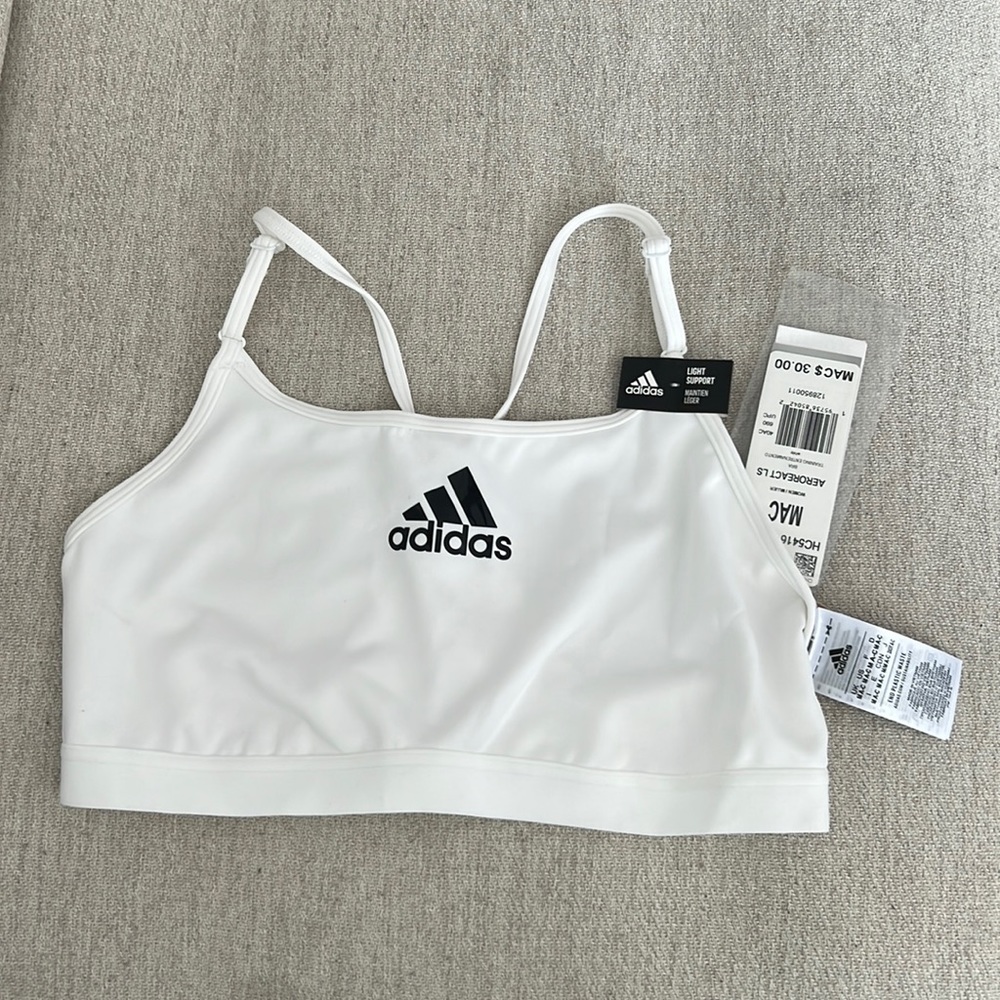 NWT adidas Aeroreact Light Support Sports Bra - White (Small)